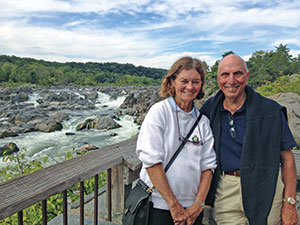Photo of Tom and Eileen Lamberti on vacation in Maine